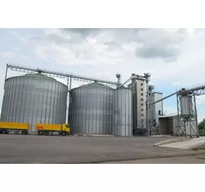 Металлический силос с плоским дном Металлический силос с плоским дном